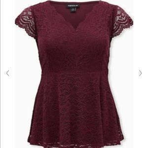 Brand new torrid lace maroon top